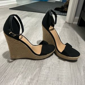 Express Wedges